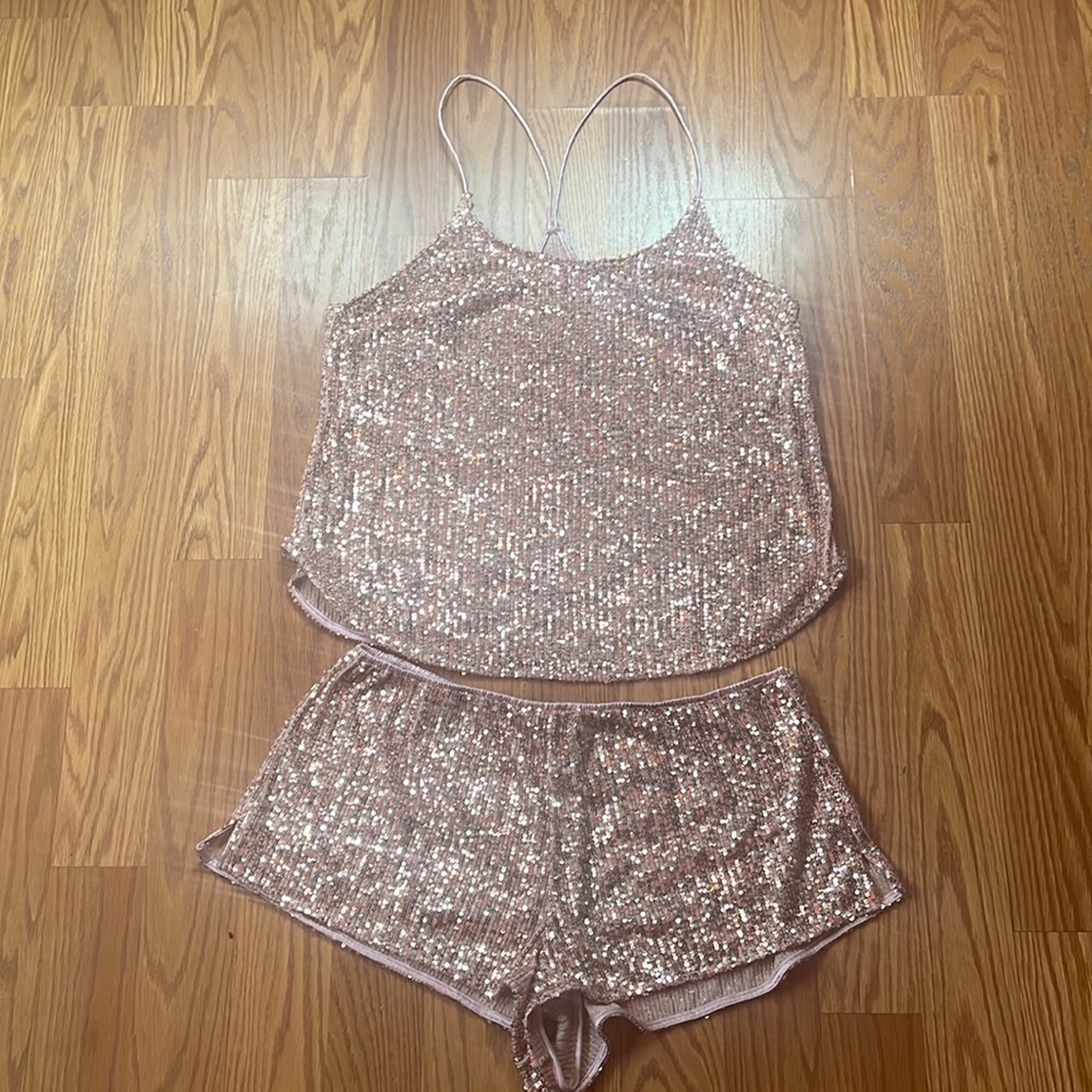 Rose Gold sparkle Victoria’s Secret pajamas size Large